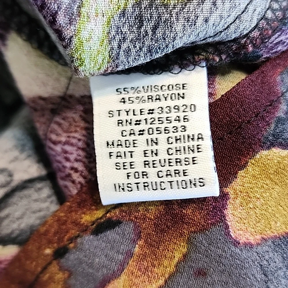 Printed Button-Front Blouse - Multi Color - Picture 8 of 9